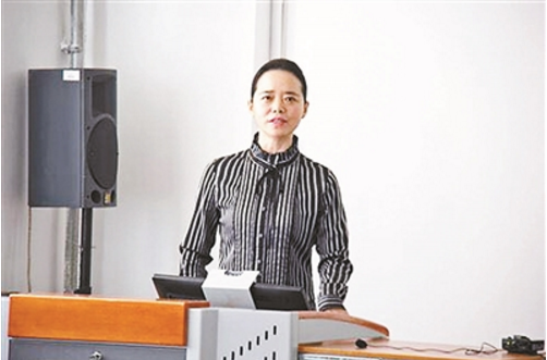 大學老師金句點評走紅網絡